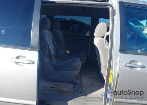 2006 Toyota Sienna Le z USA, uszkodzony, nr VIN 5TDZA23C16S562792